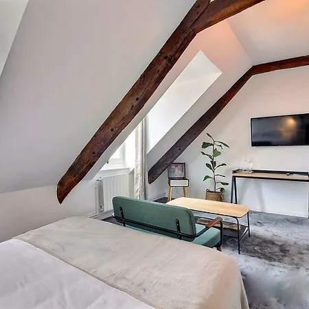Artefact Bed & Breakfast